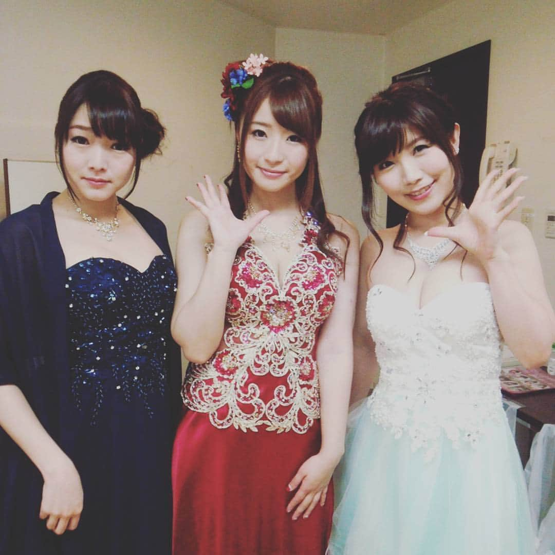 マークスグループのインスタグラム：「#涼川絢音 #初美沙希 #美泉咲」