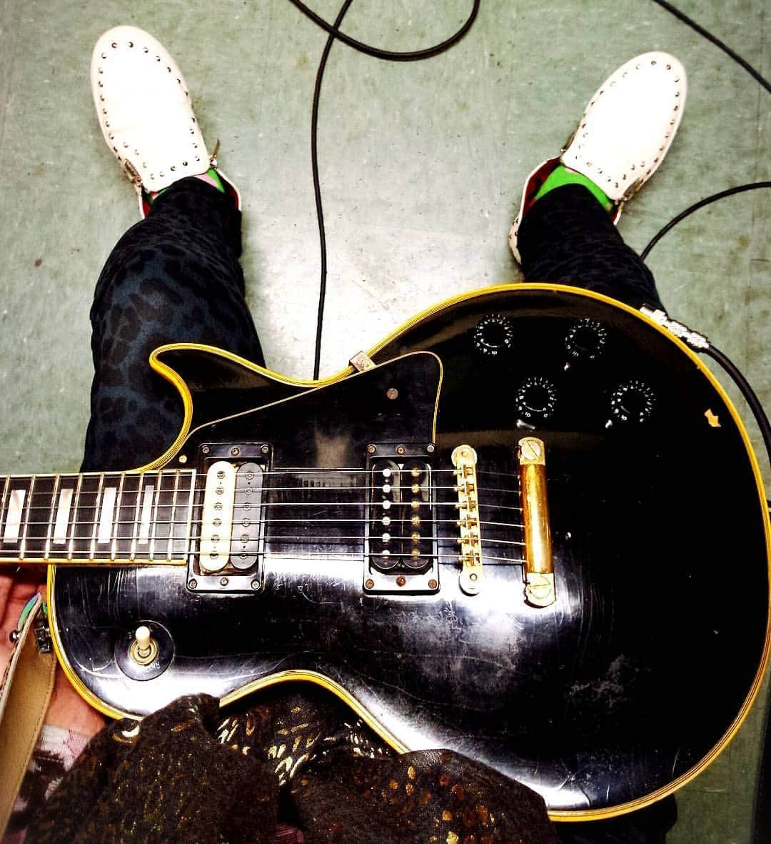 森純太さんのインスタグラム写真 - (森純太Instagram)「#大槻マキ #rehearsal #リハーサル #スタジオ #studio #Gibson #レスポールカスタム #レスポール #ex #startout #1969年  #1969  ####」3月3日 14時24分 - juntamori