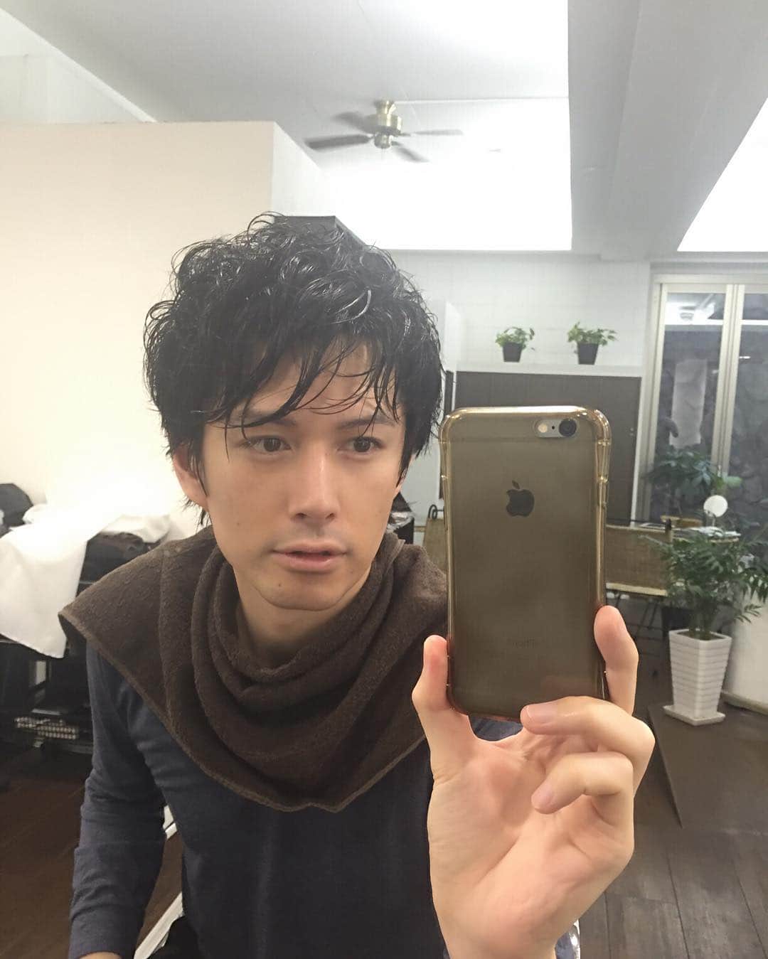 加藤仁志さんのインスタグラム写真 - (加藤仁志Instagram)「濡れ天パを。整える。#天パ #カット #美容院 #model」3月3日 22時56分 - hitoshikatou