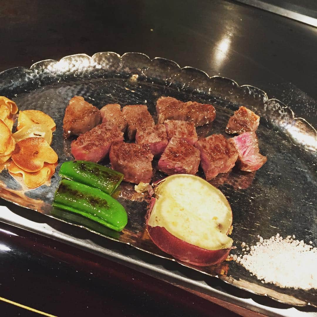 松岡ちなさんのインスタグラム写真 - (松岡ちなInstagram)「#佐賀牛 #ロース #delicious ( ⁼̴̀꒳⁼̴́ )✧」3月4日 20時24分 - china_0416