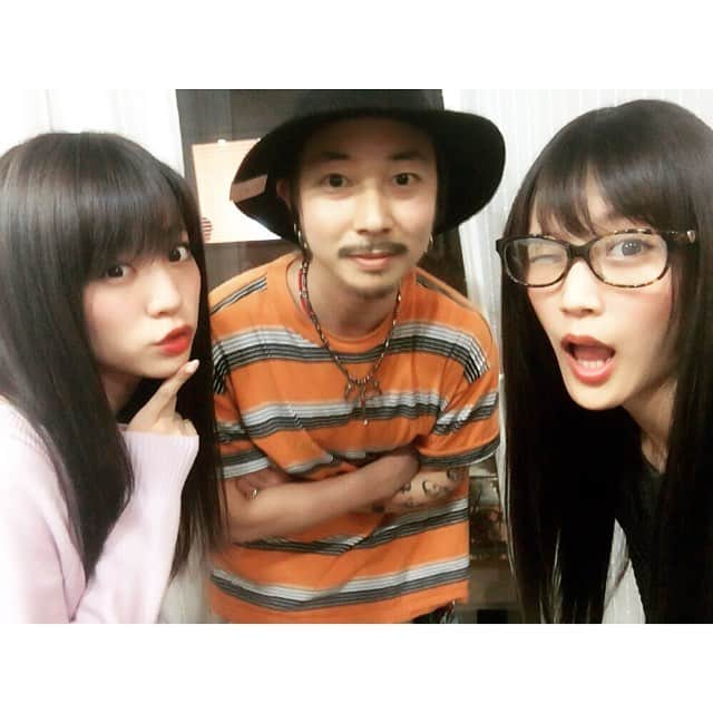 志田友美（ゆうみん）のインスタグラム：「L.O.G行ってきたよー♡ カラー最強！！！！ゆうきさんありがとうございました😆✨ #ゆいちゃんと同じカラー #アッシュ #仲よすぎか」