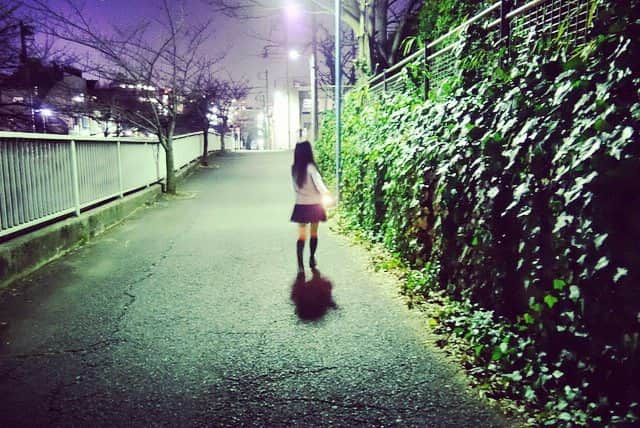 初芽里奈のインスタグラム：「🎇」