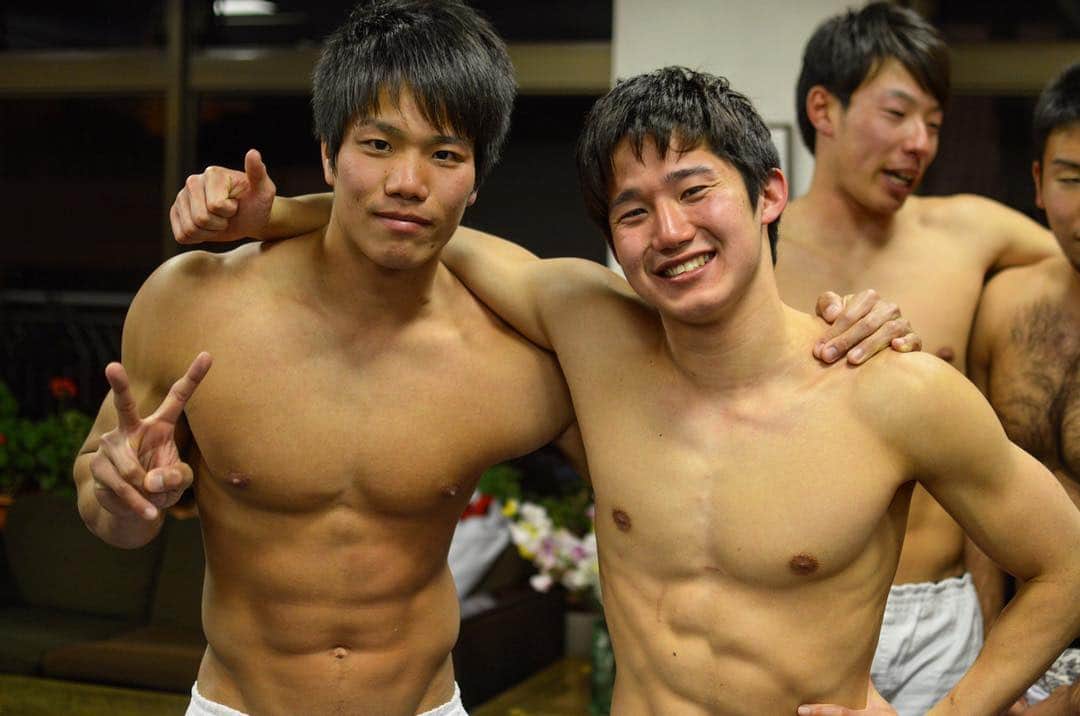 荒井陸さんのインスタグラム写真 - (荒井陸Instagram)「＊＊＊＊＊ 昨日は送別会でした。 全員でワイワイすることも 氷の上でエッサッサすることも なくなるって考えると寂しいね。 #nssu#同期#高校から一緒 #高校大学とキャプテンお疲れ #頼りになったぜ大樹」3月6日 8時05分 - a2desu