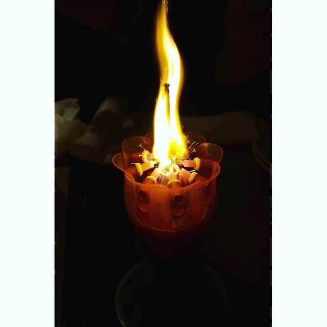 Lisaのインスタグラム：「. ぱっかーん*\(^o^)/*‌‌ のんこhappybirthday♡ . これ載せたかった衝撃だった代物。笑 . 明日撮影リスケになって一日暇になっちゃった😞💭 なにしよーーっ #ぱっかーん#*\(^o^)/*‌‌#衝撃の品 #すごい可愛かった#メルヘン#happybirthday #instadaily #instasize#instapic#instamag #instalike#like4like」