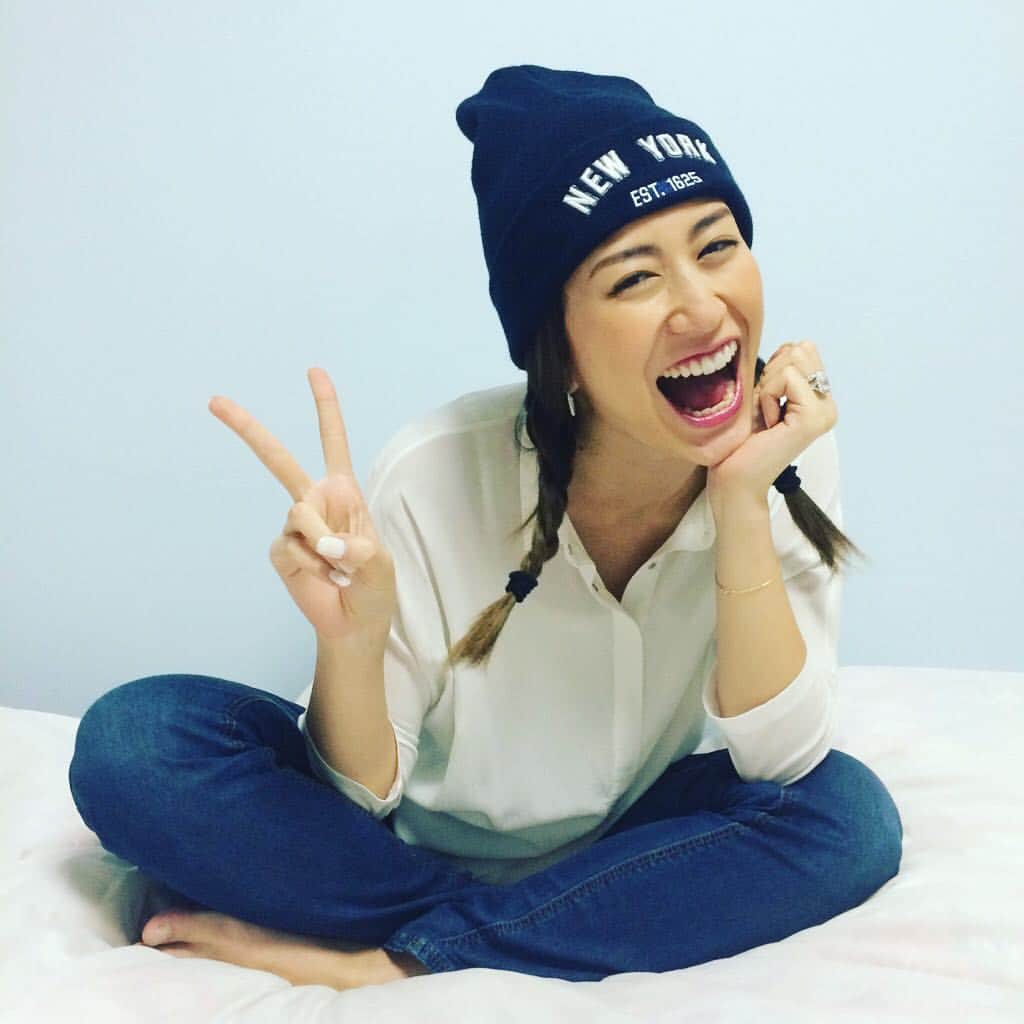 神山まりあさんのインスタグラム写真 - (神山まりあInstagram)「妊娠６ヶ月目。 体重急に増えたので注意してくださいと産婦人科で言われました。…ちーん。ごはんが美味しくて。ごめんなさい。反省。 #diet #behealthy #2kgover #pregnant #妊婦 #life #happy #love #nyc」3月8日 17時59分 - mariakamiyama
