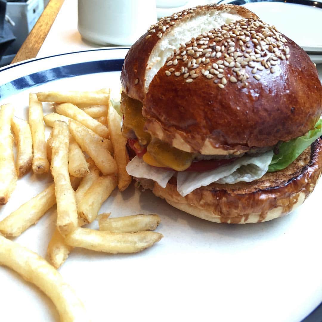 上村彩子のグルメインスタ