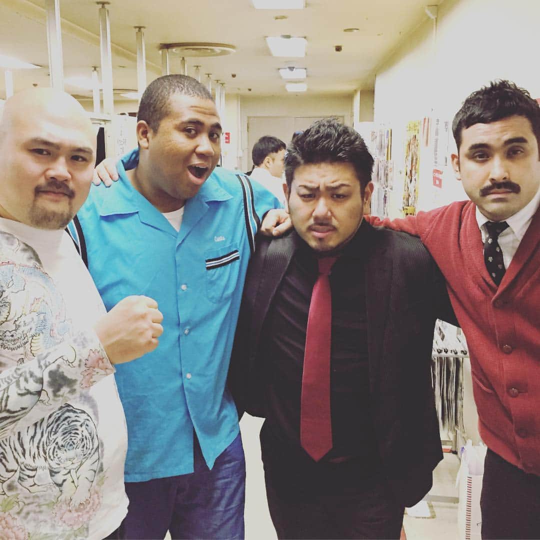 アントニーのインスタグラム：「東京NSC15期生です。  #マテンロウ #デニス #鬼越トマホーク #アウトレイジ #昔4人で歌舞伎町歩いてたらざわついてた… #見た目武闘派しかし内面みんなナイーブ #同期はおかずクラブ横澤夏子ニューヨーク西村ヒロチョ」