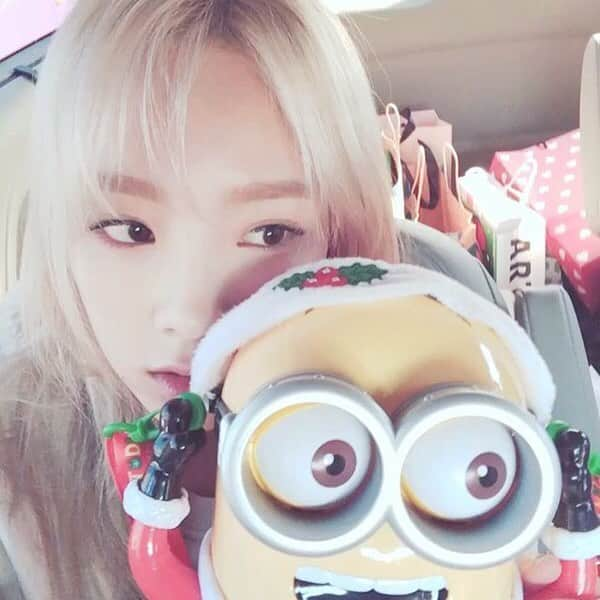 ダブルタップスのインスタグラム：「3月9日係Taeyeon 既生日  祝Taeyeon 生日粗卡 🎂🎂🎂 黎緊應該會SOLO 希望可以有好成績啦 呢兩年Taeyeon 真係好忙🤕 不過之前佢都有表示過好享受個人 少時 TTS 既活動 咁就繼續加油啦😆😆 希望抽小朋友來年快快樂樂成長👧🏼👧🏼👧🏼👧🏼 #03092016 #少女時代 #snsd @taeyeon_ss」