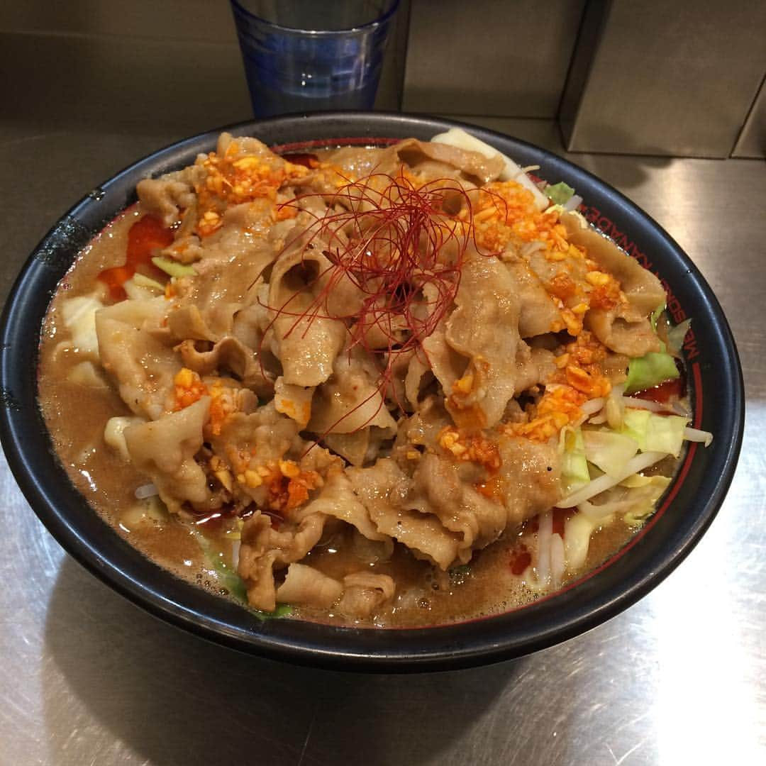 大竹壱青さんのインスタグラム写真 - (大竹壱青Instagram)「〜連続投稿〜  念願の紅のラーメン🍜  in府中  2016.3.9  #美味でした✨ #時差ボケの暇つぶし投稿でした😁」3月10日 6時17分 - issei_gohanpa9pa9