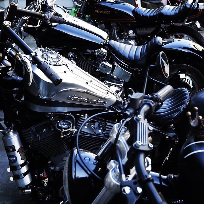 HiGH & LOWさんのインスタグラム写真 - (HiGH & LOWInstagram)「バイク…👀💘 #HarleyDavidson #バイク #山王連合会 #HOODLUMSQUAD #HL_SWORD」3月11日 0時30分 - high_low_official