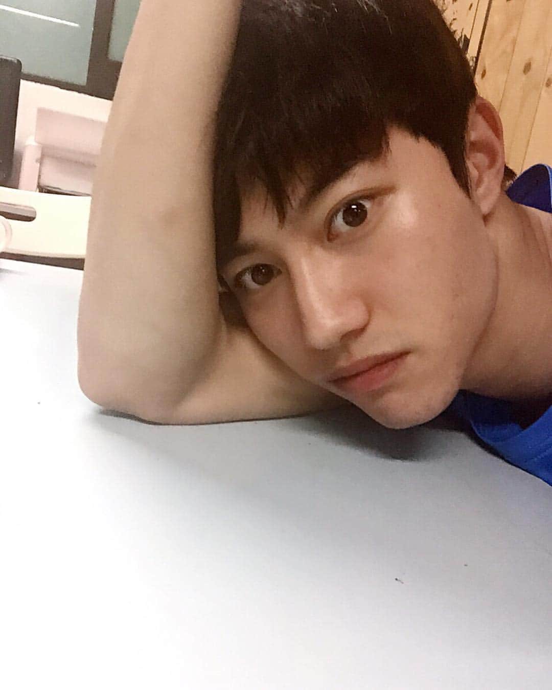 クァク・ドンヨンさんのインスタグラム写真 - (クァク・ドンヨンInstagram)「🤐」4月6日 20時52分 - kwakdongyeon0
