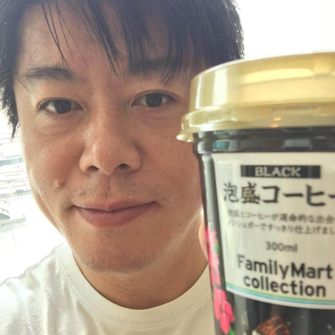 堀江貴文さんのインスタグラム写真 - (堀江貴文Instagram)「沖縄のファミマ限定のコーヒー泡盛 #ファミマ #familymart #awamoricoffee #泡盛コーヒー」4月6日 13時01分 - takapon_jp