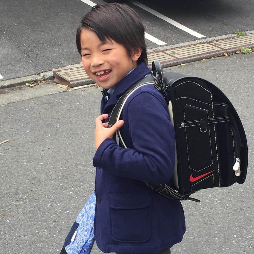 のインスタグラム：「息子の入学式でした。」