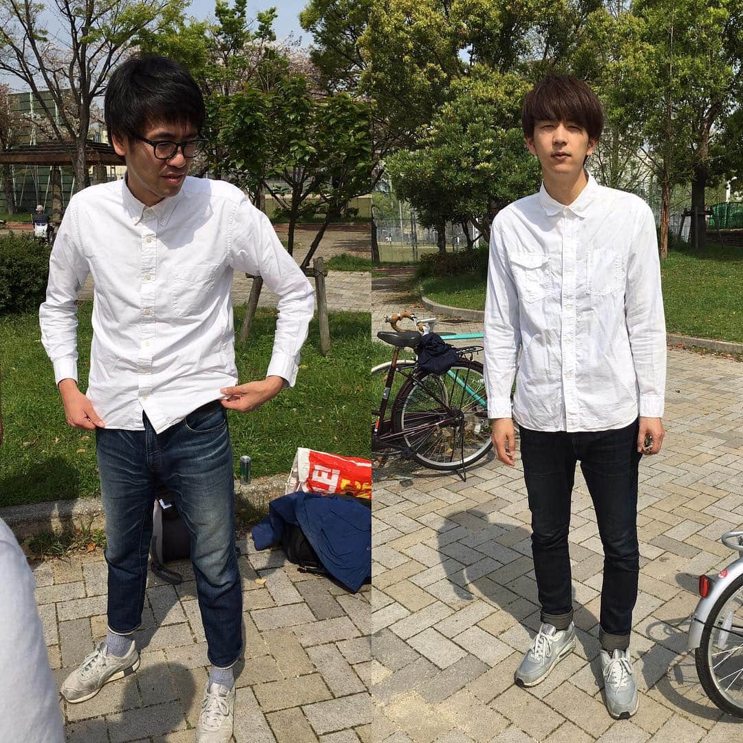 石井輝明さんのインスタグラム写真 - (石井輝明Instagram)「単独のV撮り。 服かぶりすぎ 白シャツ、ジーパン、グレーの靴  #コマンダンテ単独 #4月16日」4月9日 10時29分 - comandanteishii