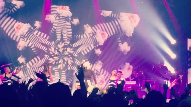 松山愛里のインスタグラム：「💃👯✨💕 #gwenstefani #live #tokyo #pricelessjapan」