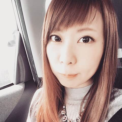 遊月リナのインスタグラム：「前髪切って視界良好っ♡(๑✧◡✧๑)♡ #髪 #切りました #髪#染めました」