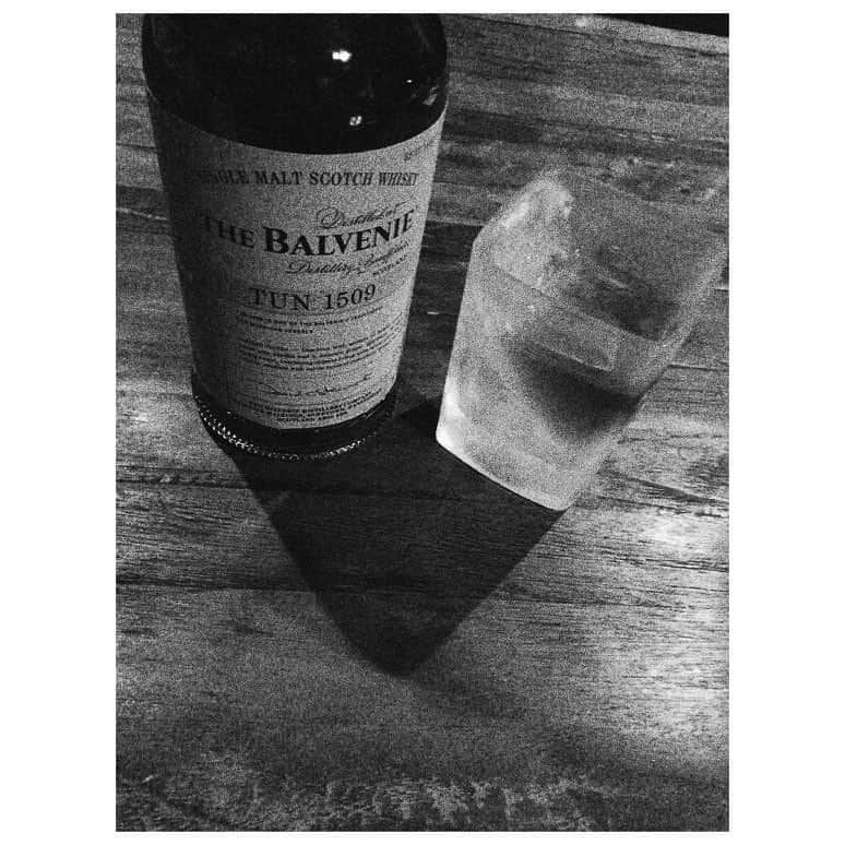 Saoriさんのインスタグラム写真 - (SaoriInstagram)「After work... #balvenie #whisky」3月23日 0時34分 - saori_fujisaki
