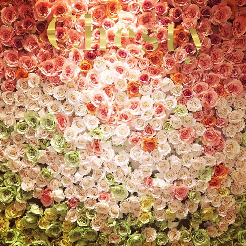 小川淳子さんのインスタグラム写真 - (小川淳子Instagram)「#flower #flowerchesty  #beautiful #名古屋 #伊勢丹 #popup #チェスティ」3月23日 14時41分 - junkoogawa1225