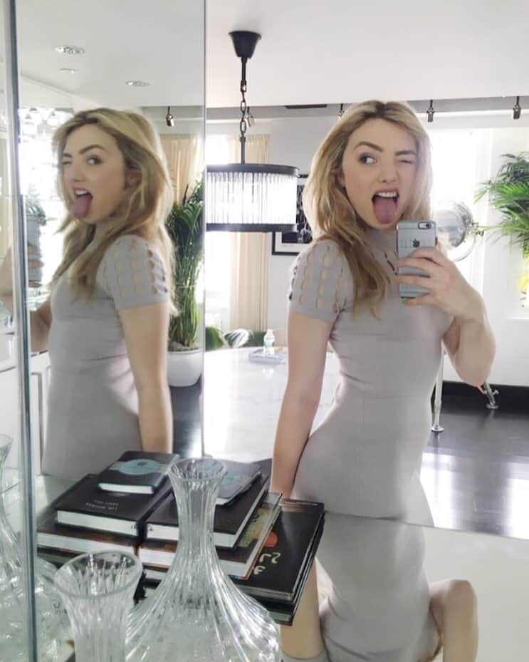 ペイトン・リストのインスタグラム：「Hey there 😜」