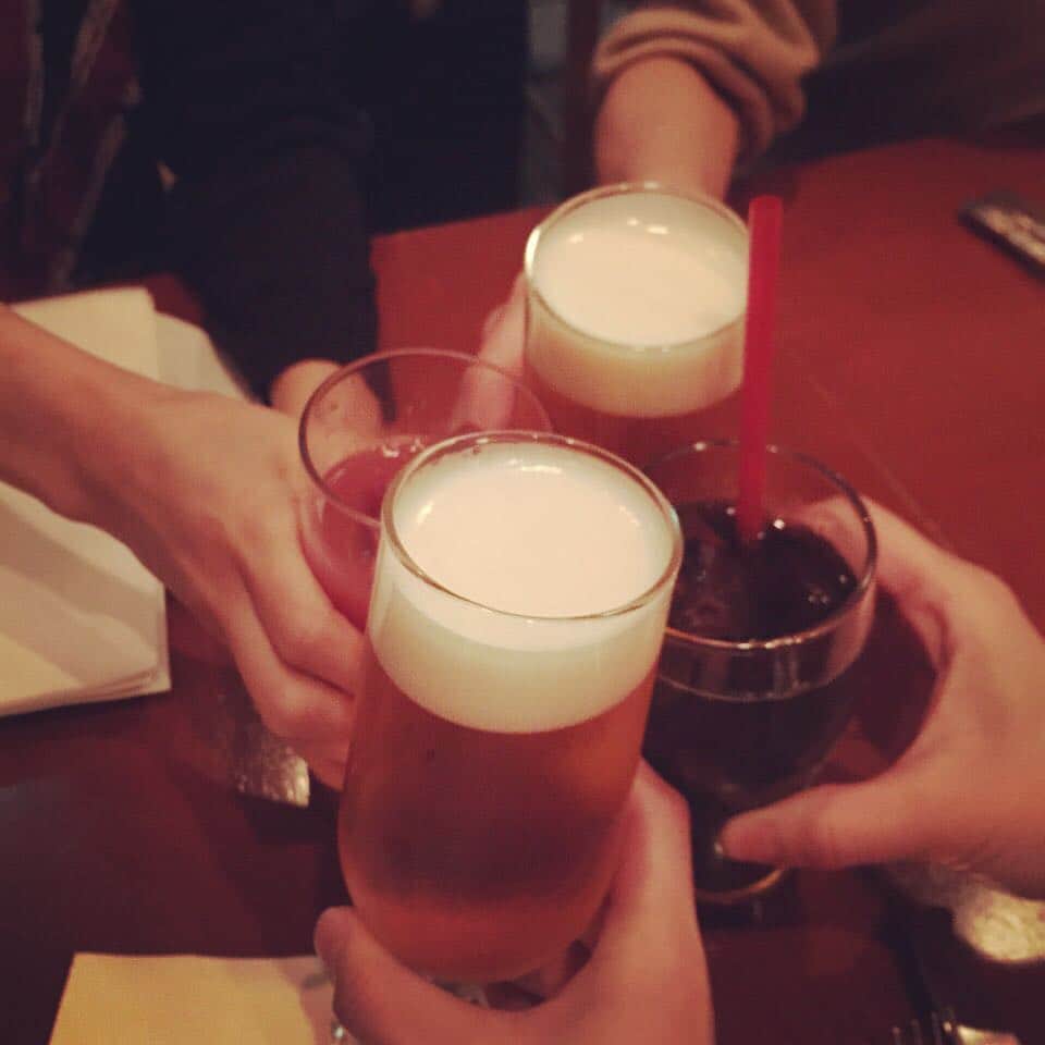 広瀬奈々美のインスタグラム：「Twitterに載せなかった女子会の1枚 #もちろんあたしはビール #ビール大好き」