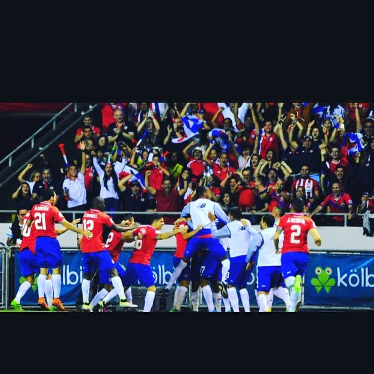 クリスチャン・ガンボアのインスタグラム：「3 puntos importantes 💥🙌🏻👏🏻🇨🇷🔝 #rusia2018 siempre unidos」