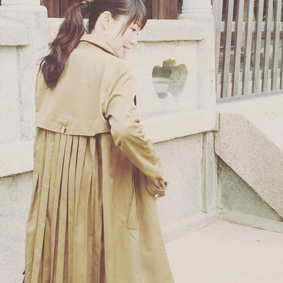 森口瑤子さんのインスタグラム写真 - (森口瑤子Instagram)「このコートの後ろ姿お気に入り☆  #春コーデ  #ZARA  #スプリングコート」4月1日 11時57分 - yokomoriguchi_official