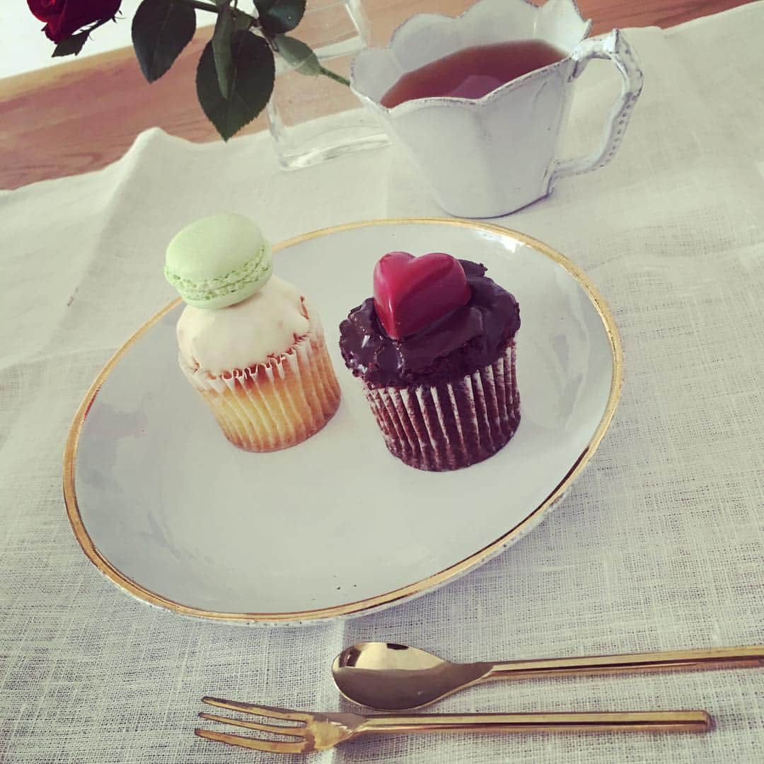 笛木優子のインスタグラム：「☕️🍰💖 #アスティエ」
