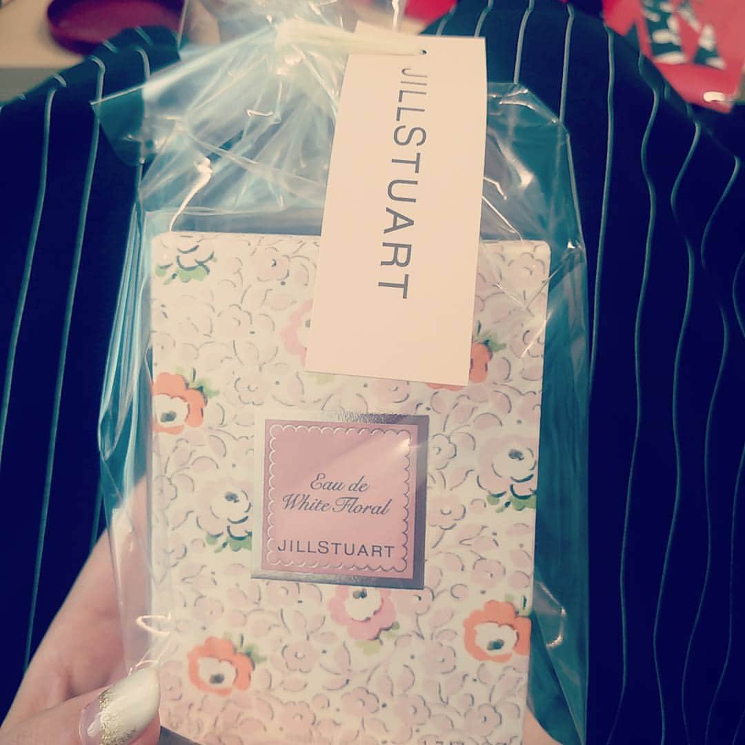 星野ナミのインスタグラム：「#jillstuart #好き #💕」