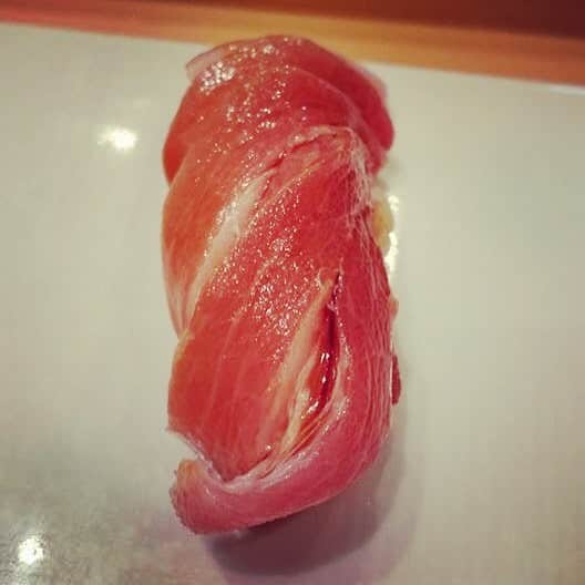 佐伯紅緒さんのインスタグラム写真 - (佐伯紅緒Instagram)「GW二日目は妹と寿司でした。美味しかった。」5月1日 17時07分 - beniosaeki