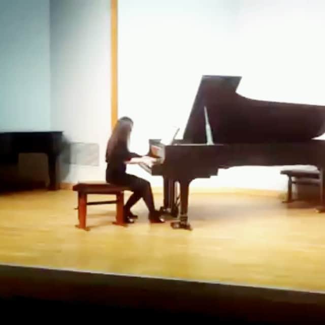 のインスタグラム：「#交響曲 #brahms #ブラームス #symphony #钢琴 #brahms #ピアノ #ピアノ生演奏 #コンクール #paris #france #piano #pianist #playing #pianoduet #pianogirl #pianovideo #pianocompetition #pianovideo #musica #musician #musicianslife #musicians #musicismylife #musiclover #musically #beautifulsounds #beautiful #amazing #awesome #inspiration #musiclover」