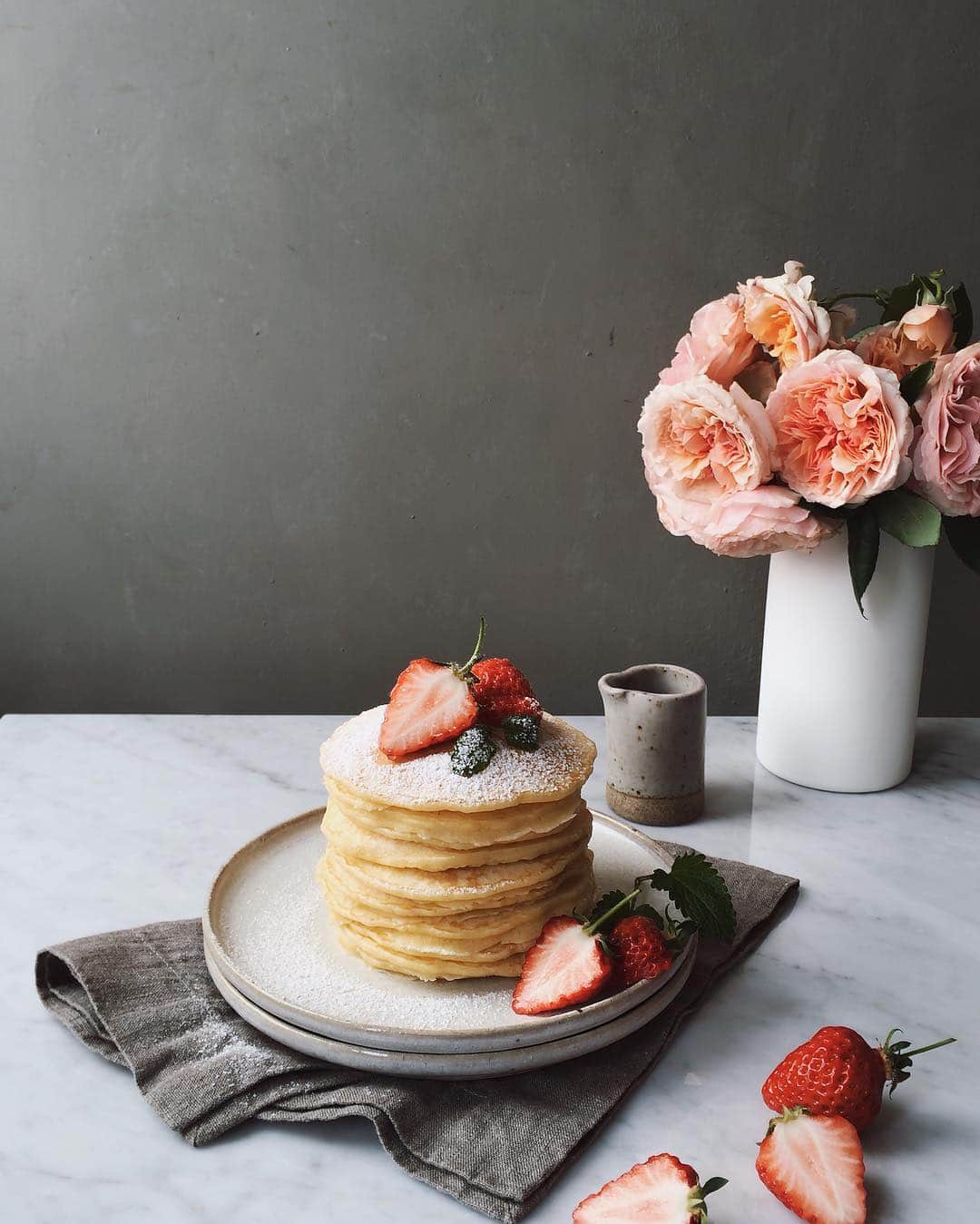 増田由希子さんのインスタグラム写真 - (増田由希子Instagram)「Sunday pancakes! #pancakes #pancake #rose  日曜日のパンケーキ😋」4月10日 20時56分 - nonihana_