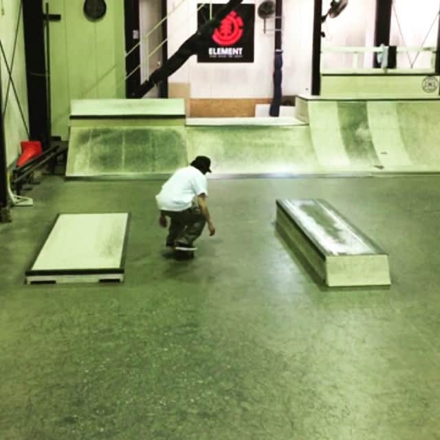 クーピーのインスタグラム：「🌪game🌪  @fesboy @unifulskateboards @chackalarm @hideyukikondo」