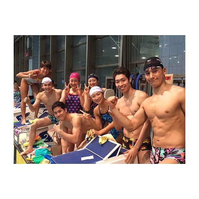 池江璃花子のインスタグラム：「** 1次合宿楽しかった✨ これは、男子女子8継メンバー みんな仲良いし、笑いっぱなしだった😂 でも結構選考会すぐはきつかったです… * #トビウオジャパン #リオ五輪 #代表 #8継 あ、ツイッター始めました！！」