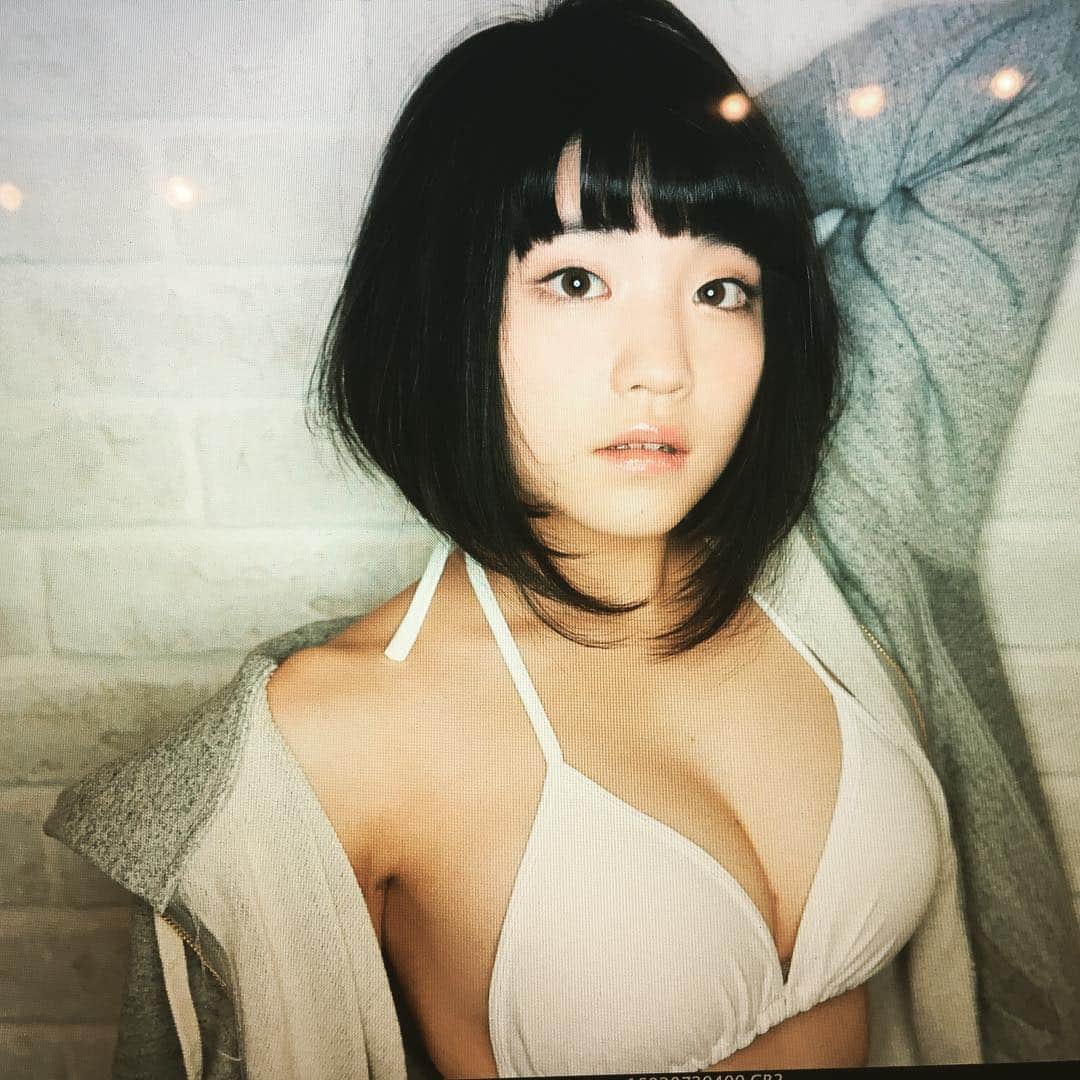 福嶋麻衣子のインスタグラム：「#根本凪 マルチネレコーズ新作リリースされました🙏 http://maltinerecords.cs8.biz/marui8/」