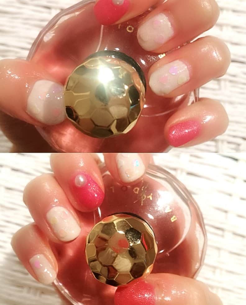 礒部花凜のインスタグラム：「💅💅💅 #newnail  前よりピンクが濃くなっただけ感否めません…🐶 #nail #selfnail #pink」