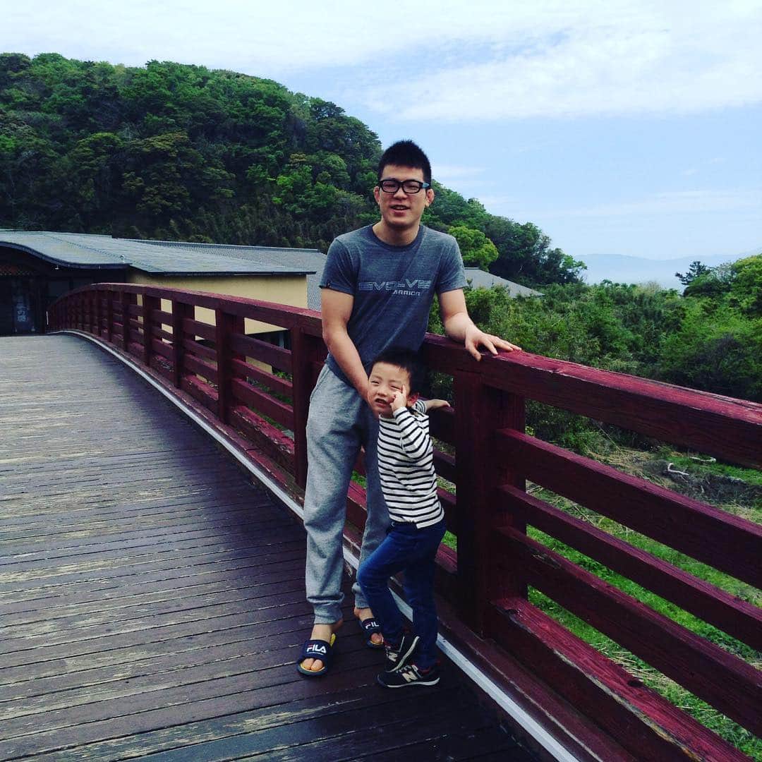 青木真也のインスタグラム：「静岡。実家の近く。温泉。#静岡#温泉#久能山#大江戸温泉」