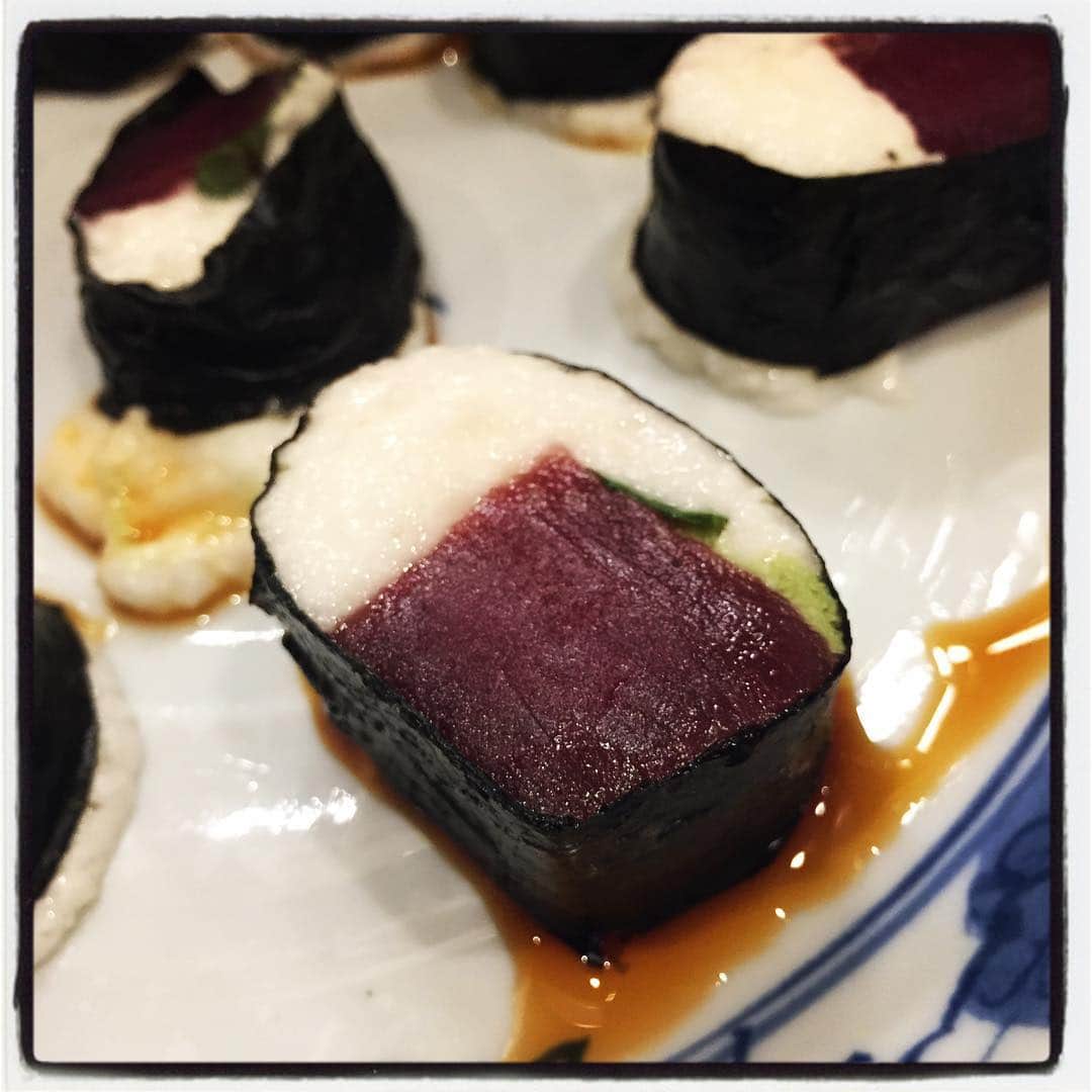 のインスタグラム：「千草巻き #foodporn #food #delicious #drinkdrankdrunk #drinking #sake #tuna #sushi #tokyo #izakaya #akachochin #beer #sake #shinjuku」