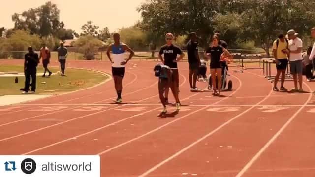 木村文子のインスタグラム：「#Repost @altisworld with @repostapp. ・・・ 🎵🎵🎵🎵🎵🎵 Everyday you know you gotta hustle baby!」