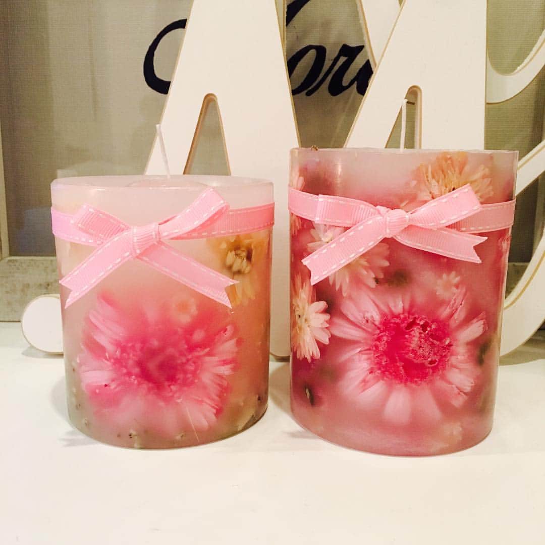 のインスタグラム：「#妹が出来た#うっすーいぴんく 好き#🌷#あーかわい#candle#ボタニカルキャンドル #moecochalkart」