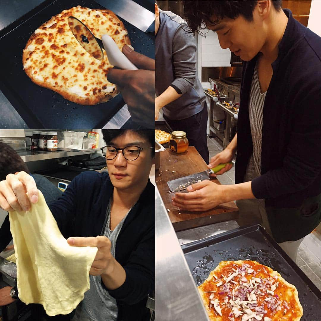 ハ・ソクジンさんのインスタグラム写真 - (ハ・ソクジンInstagram)「내 친구 검색어 1위 기념 🍕요리 #지인 #수제피자」4月21日 23時17分 - haseokjin