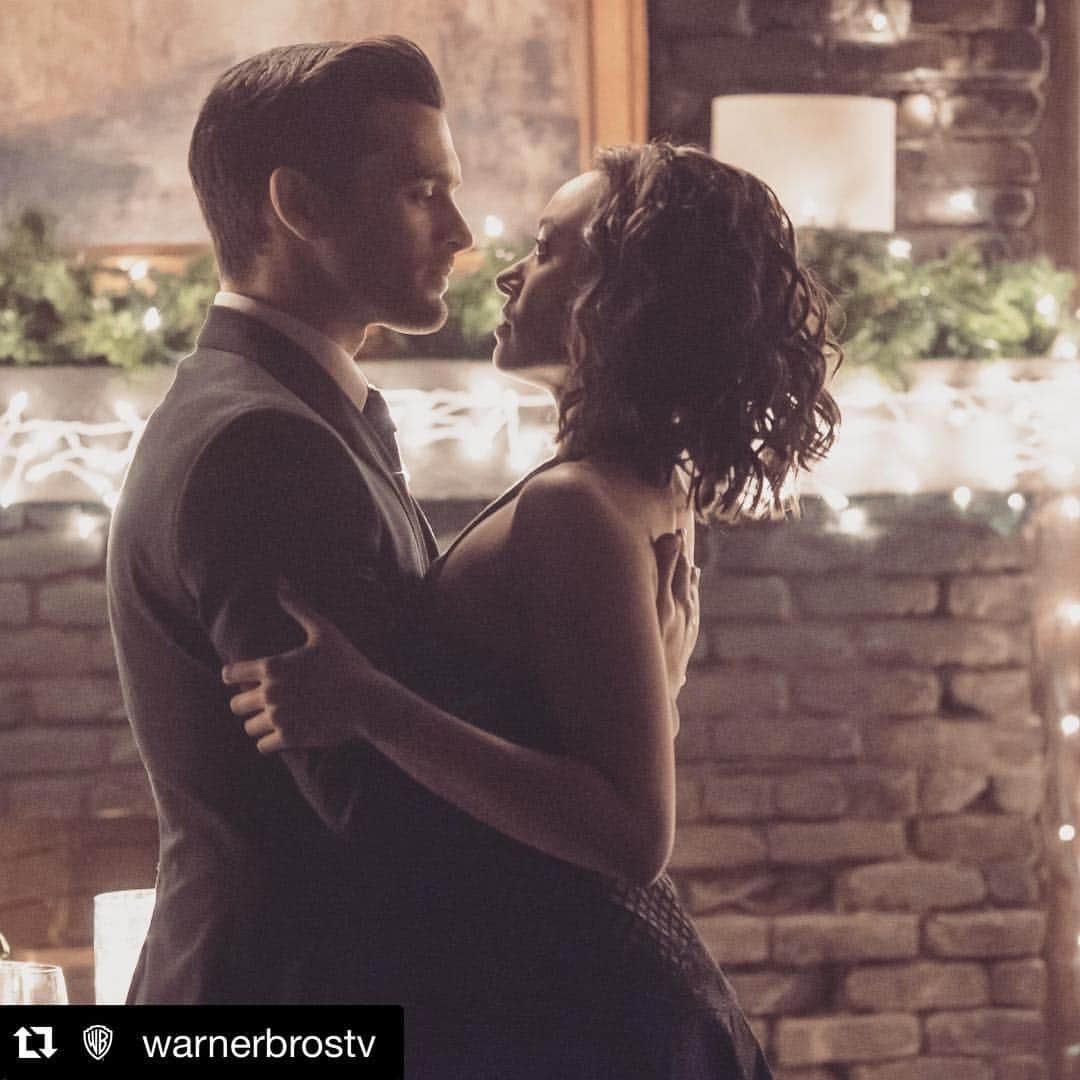 マイケル・マラーキーのインスタグラム：「#Repost @warnerbrostv with @repostapp. ・・・ Enzo and Bonnie reluctantly team up with Damon in tonight's new episode of #TVD at 8/7c! @thecwtvd #TheVampireDiaries」