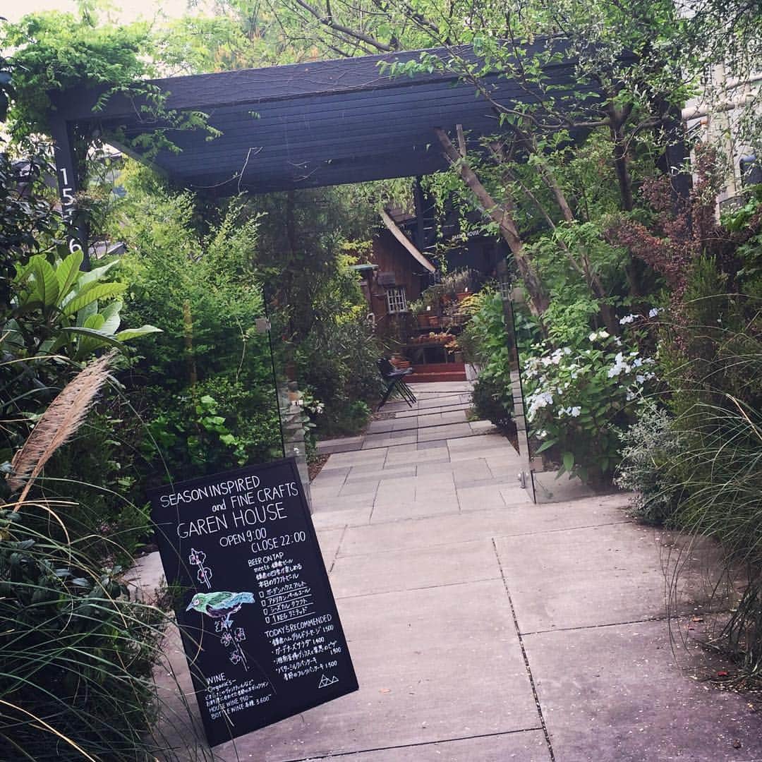 川上ジュリアのグルメインスタ