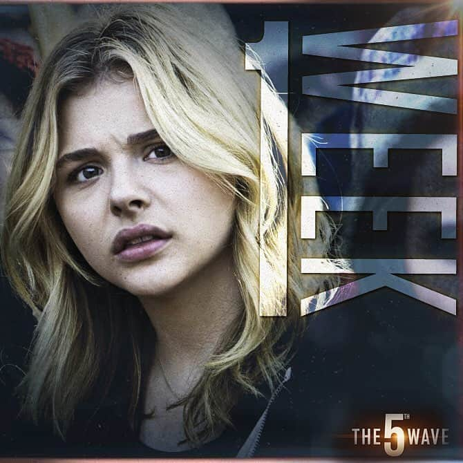 フィフス・ウェイブのインスタグラム：「The countdown begins. Just one week until you can get #5thWaveMovie on Blu-ray!」