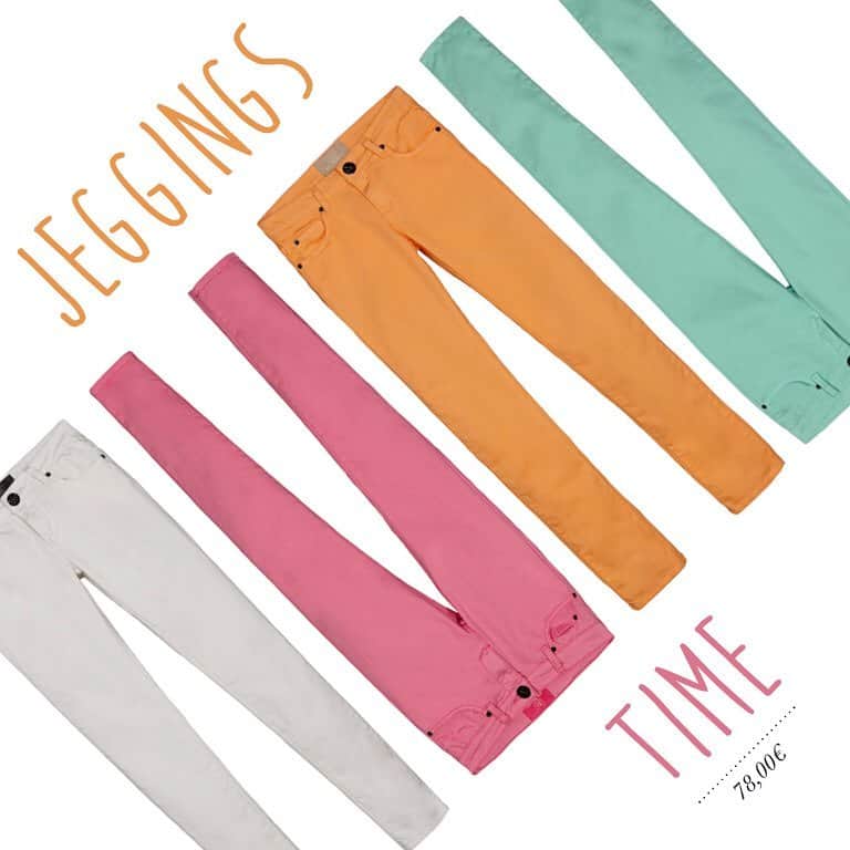 フィックスデザインさんのインスタグラム写真 - (フィックスデザインInstagram)「It's jeggins time! #fixdesign #jeggings #coloured #white #pink #orange #green #fit #style #fashion #springsummer #collection #shopnow #shoponline」4月27日 23時21分 - fixdesign_official