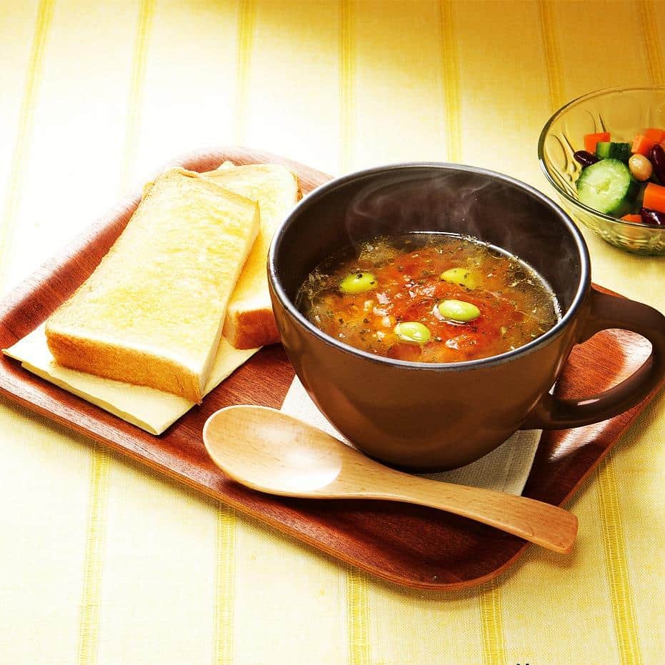 カインズさんのインスタグラム写真 - (カインズInstagram)「ちょっとゆっくりしたい朝は、電子レンジで調理✨この魔法のスープマグなら、温かいほっこりスープが簡単に作れますよ。 #スープマグ#電子レンジでチン #レンチン#スープでほっこり#ゆっくりしたい#簡単朝ごはん#朝食#スープ#カインズ#cainz#カインズホーム#cainzhome」4月29日 13時35分 - cainz_official