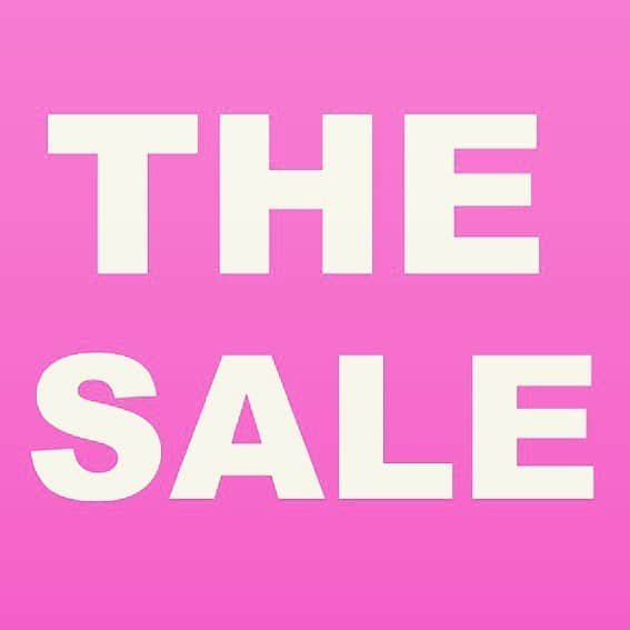 イーストンピアソンのインスタグラム：「✨✨Brisbane, THE SALE starts tomorrow at 10am - 110 Arthur St, Fortitude Valley ✨✨ Enjoy big reductions on past season clothing & accessories, one-off pieces that have never before been offered for sale plus Easton Pearson fabric & haberdashery.  #eastonpearson」