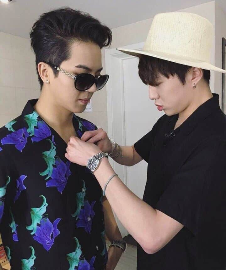 WINNERのインスタグラム：「Mino & Seungyoon ❤」