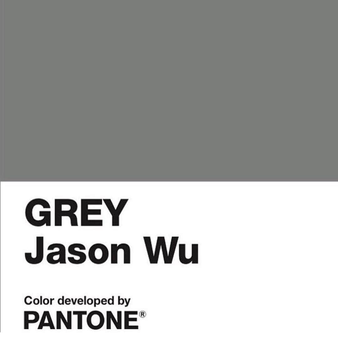 ケースシナリオのインスタグラム：「Liking this 🙌🏼👏🏼👌🏼#pantone #jasonwu #grey」