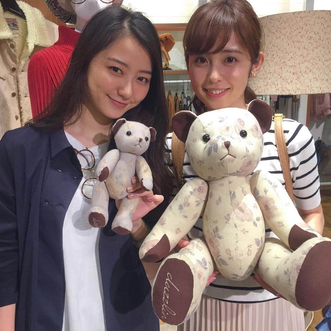 久慈暁子さんのインスタグラム写真 - (久慈暁子Instagram)「* ひさびさ里穂ちゃん🐻♡ non-no同期😘 * #dazzlin #markstyler #高田里穂」5月27日 21時04分 - kuji_akiko