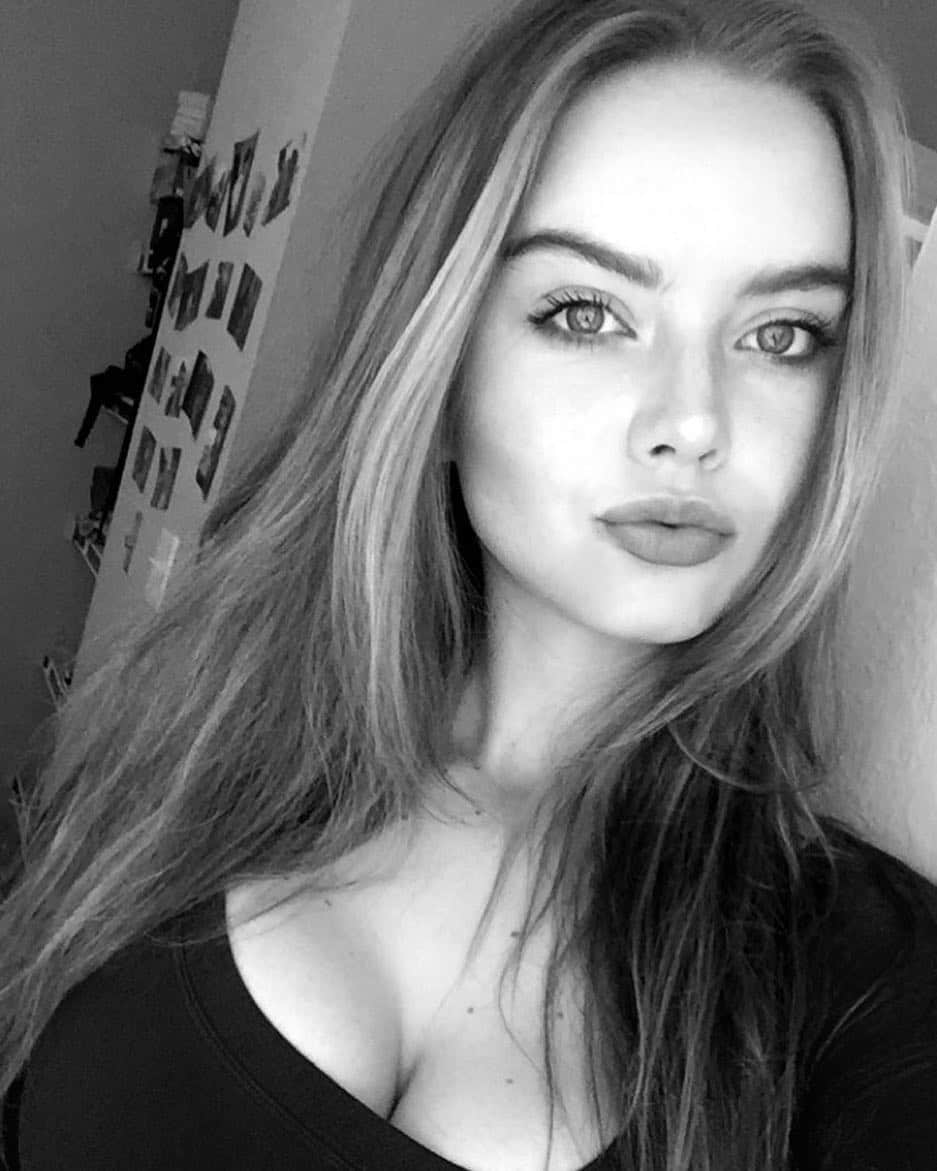 Lauren Hanleyのインスタグラム：「No filter」